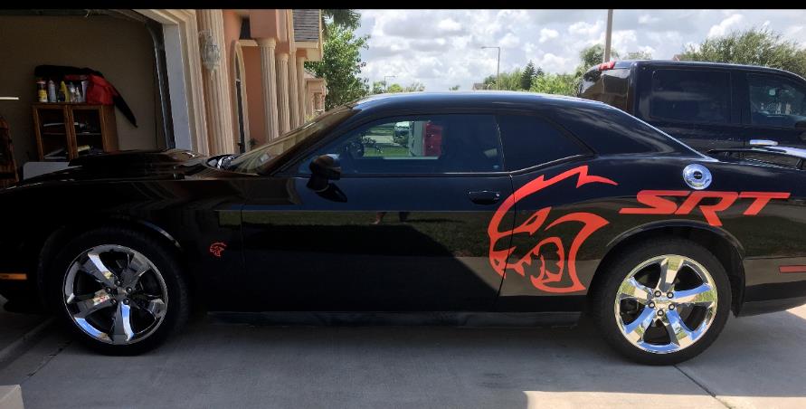HELLCAT SRT Decal Side Fender Dodge Charger Challenger Graphics (red eye)